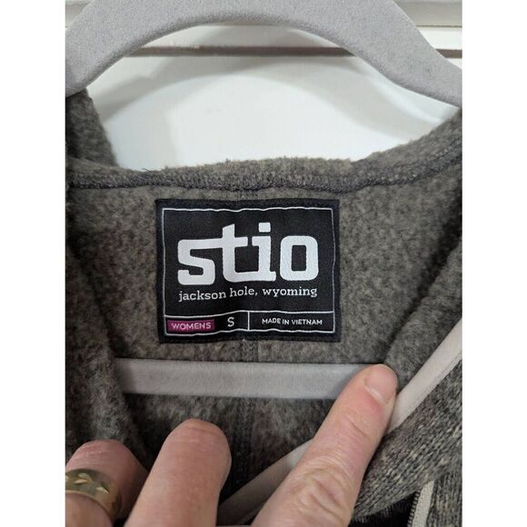 Stio Sweetwater Fleece Hoodie women's size small gray pocket 1/4 zip outdoor‎ - Picture 5 of 10